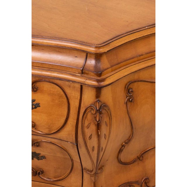 Italian Three Drawer Carved Bombe Commode or End Table For Sale - Image 9 of 11