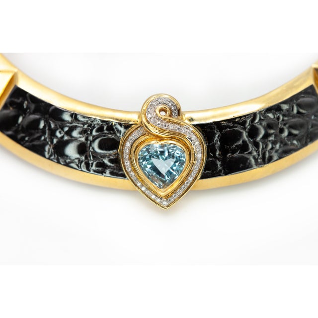 Metal 1990s Rare Gucci 18k Yg Diamond Aquamarine Black Enamel Necklace and Earring Set For Sale - Image 7 of 15