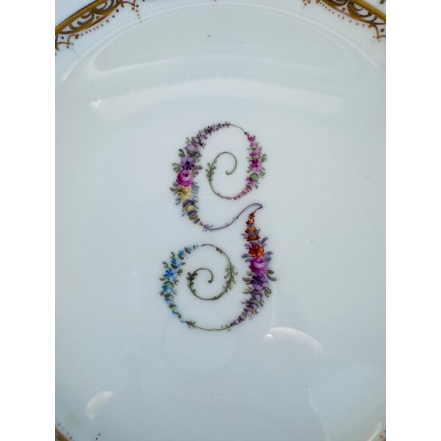 White Early 20th Century Rosenthal Floral Wreath Pattern Dinner Plates, Set of 11 For Sale - Image 8 of 13