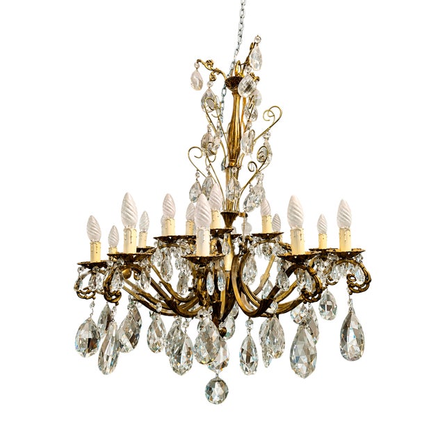 Eighteen-Light King Umberto of Savoy Chandelier in Bronze and Crystal, 1890s For Sale