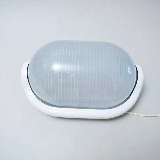 Table Lamp by Achille Castiglioni for Flos, 1970s For Sale - Image 9 of 9