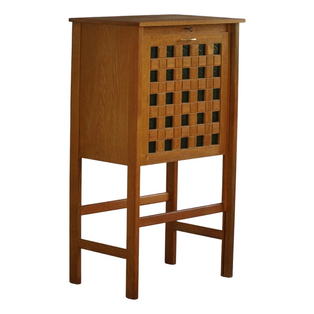 Mid-Century Modern Danish Bar Cabinet in Oak with Green Glass, 1960s For Sale
