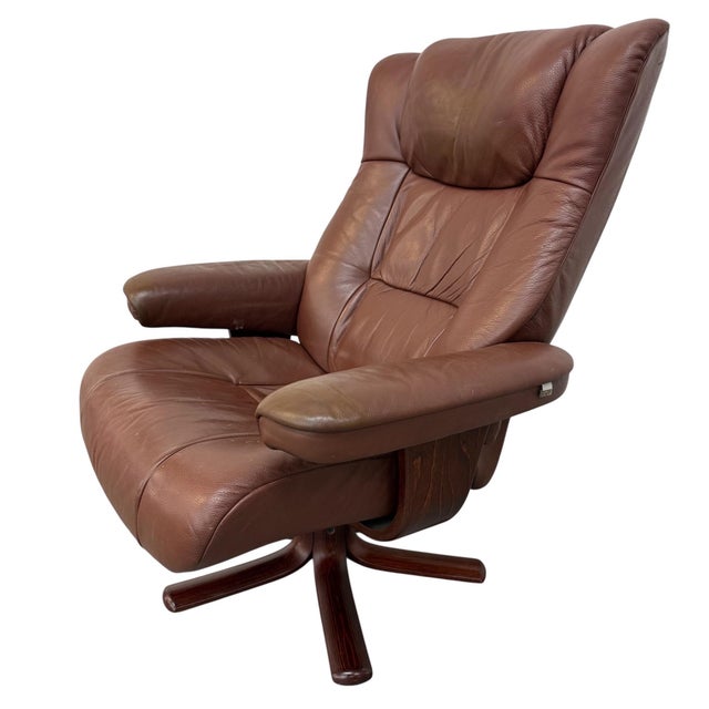 Mid-Century Modern Vintage Norwegian Leather Lounge Chair & Ottoman For Sale - Image 3 of 11