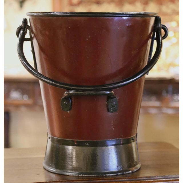 Early 20th Century English Hand-Painted Iron Coal Bucket With Coat of Arms For Sale - Image 4 of 5