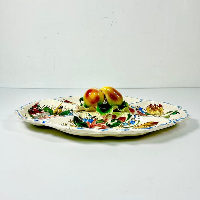 1960s Vintage Majolica Italian Nove Rose Boho Chic Oval Divided Serving Platter With Trompe L’Oeil Peaches Handle For Sale - Image 9 of 14