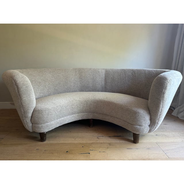 Danish Curved Banana Sofa in Cream Alpaca Upholstery, 1950s For Sale - Image 6 of 9