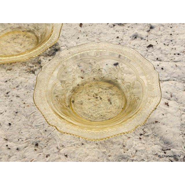 This is a very good set of 5 antique Art-Deco ~ Depression era amber colored glass 5" diameter bowls made by the Federal...
