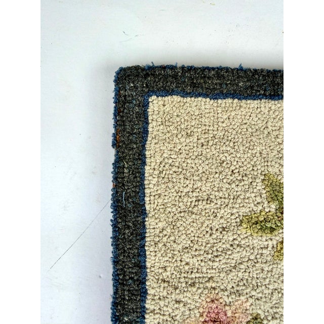American Floral Hooked Rug Wall Hanging With Roses and Delft-Style Vase, Circa 1930’s For Sale - Image 13 of 18