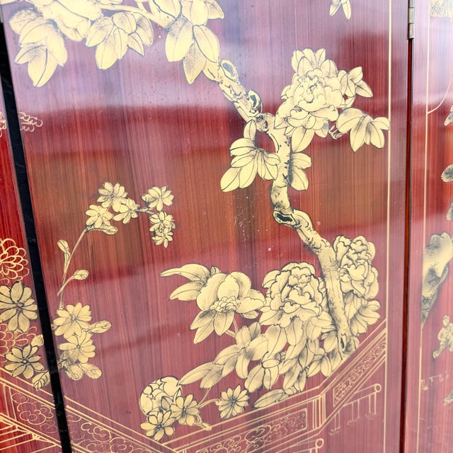 Red Chinese Six-Panel Red and Gold Lacquered Folding Screen/Room Divider For Sale - Image 8 of 12