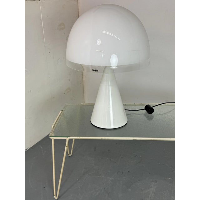 White Modernist Space Age Italian Mushroom Shape Table Lamp from Guzzini, 1970s For Sale - Image 8 of 13