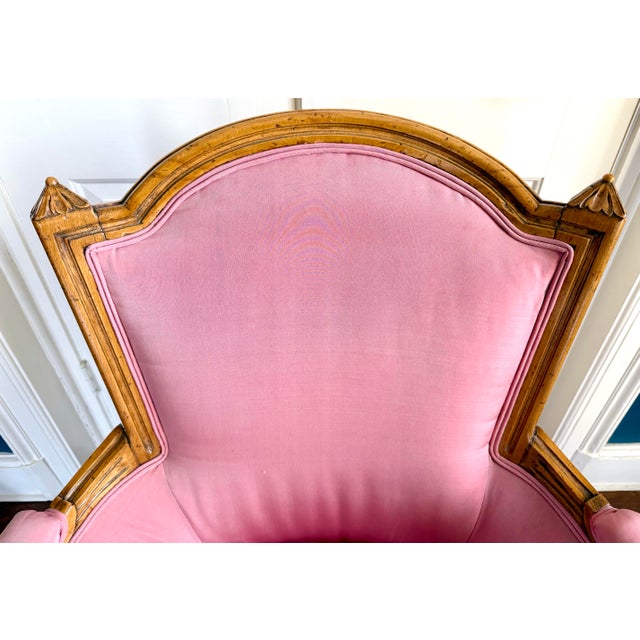 Wood French Carved Pink Silk Upholstered Bergere Armchair Fauteuil For Sale - Image 7 of 7