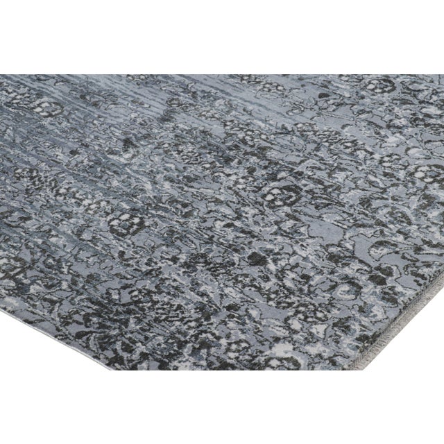 Contemporary Rug & Kilim’s Abstract Floral Rug in Tones of Gray and Black “Shakaviz” For Sale - Image 3 of 7