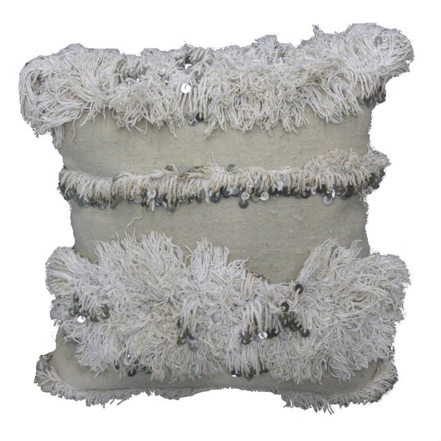 Moroccan Handira Moroccan Wedding Blanket Square Pillow Cover For Sale - Image 3 of 3