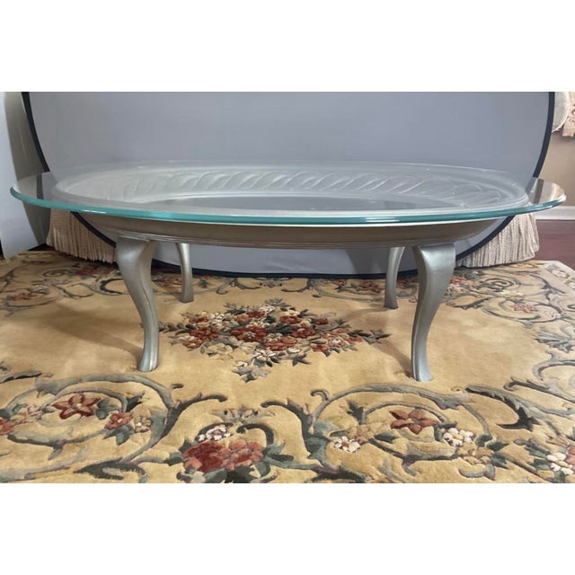 Hollywood Regency Vintage Italian Hollywood Regency Oval Coffee Table With Ogee Edge Glass For Sale - Image 3 of 4