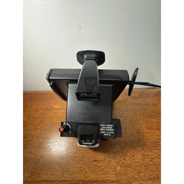 Photography Vintage Polaroid Square Shooter 2 Instant Land Camera Case Flashbar 1970s For Sale - Image 7 of 13