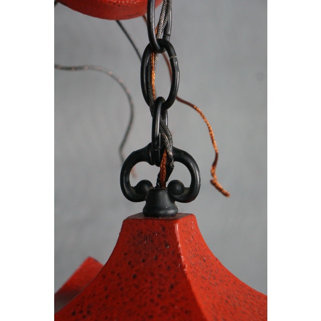 Metal 1960s Red Metal Chinoiserie Chinese Pagoda Hanging Lantern Pendant Light For Sale - Image 7 of 12