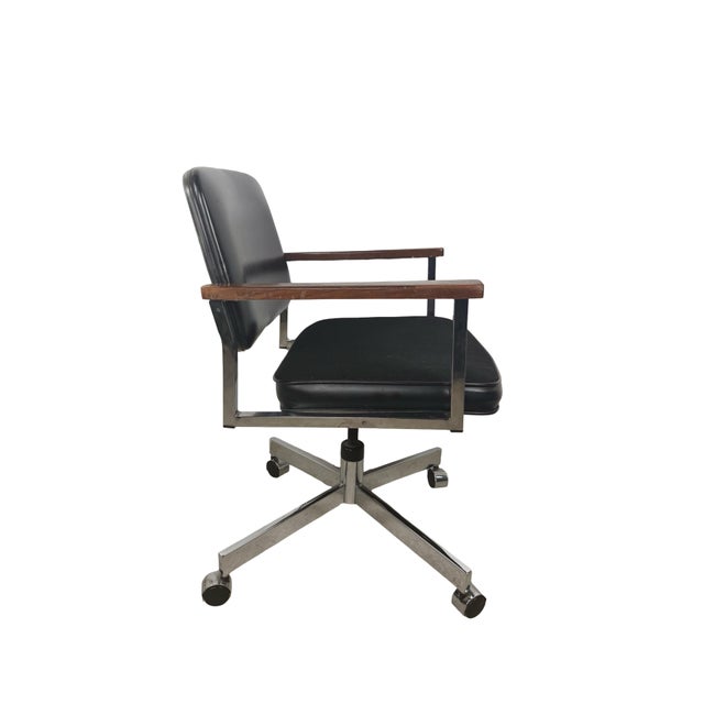 Mid-Century Chrome Swivel Office Chair For Sale - Image 10 of 18