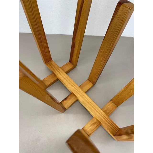 Cubic Brutalist Pine Wood Magazine Holder in the style of Chapo Perriand, France, 1970s For Sale - Image 17 of 18