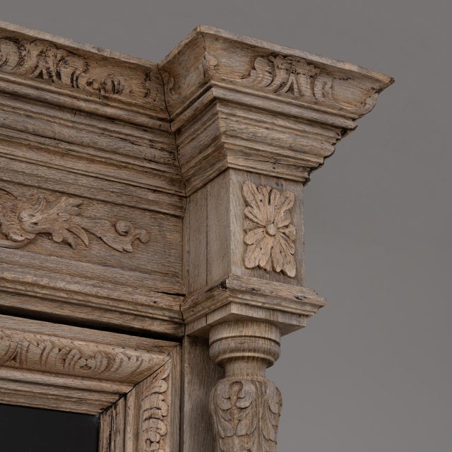 1880s Belgian Oak Vitrine with Ornate Carvings For Sale - Image 12 of 18
