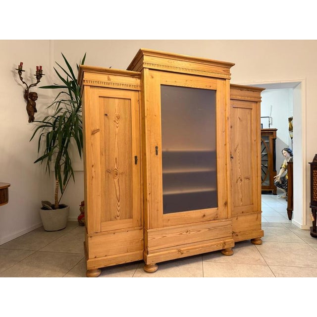 Gründerzeit 3-Piece Wardrobe in Softwood For Sale - Image 4 of 18