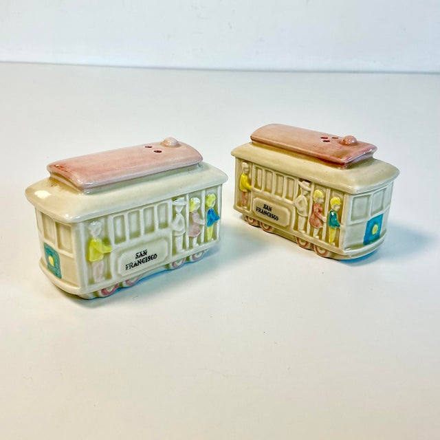 1960s Vintage Boho Chic Americana San Francisco Cable Car Salt & Pepper Shakers - A Pair. For Sale - Image 4 of 12