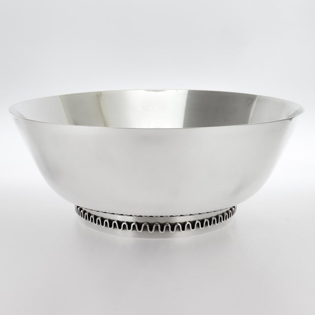 Georg Jensen Vintage Sigvard Bernadotte Georg Jensen Modernist Sterling Silver Bowl No. 904 For Sale - Image 4 of 15
