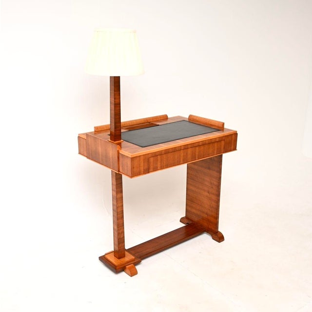 Mid-Century Modern Art Deco Walnut and Sycamore Desk with Integrated Lamp, 1930s For Sale - Image 3 of 11