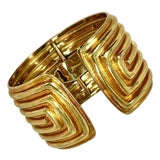 Mid 20th Century Split Front 18K Gold Vintage Tiffany and Co. Hinged Cuff Bracelet 1.75 Inches Wide For Sale