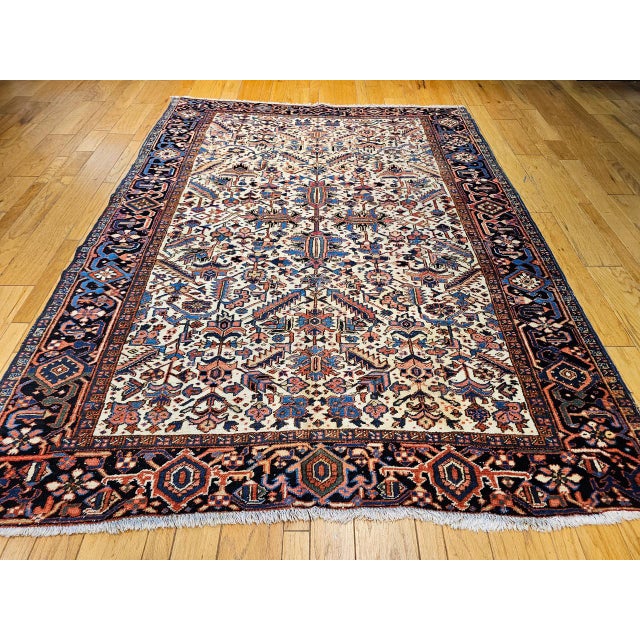Vintage Persian Heriz Serapi Rug, Hand-Knotted Wool, All-Over Geometric Pattern, Ivory & Blue, 8x10 For Sale In Chicago - Image 6 of 14