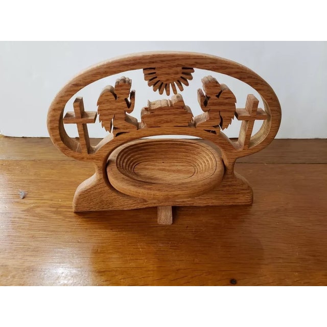 This is a Vintage Angels and Baby Jesus Wooden Collapsible Basket, Handmade in Virginia. It measures 8" high, 9 1/2" wide...