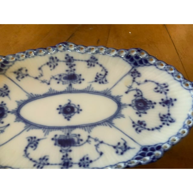 Traditional 1960s Royal Copenhagen Blue Fluted Full Lace Oval Dish For Sale - Image 3 of 6