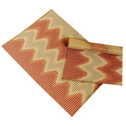 Wavy Table Mat For Sale