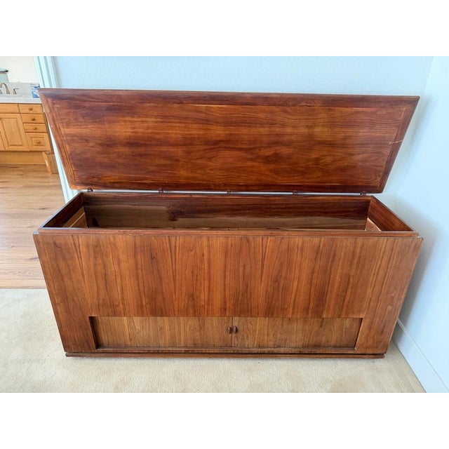 Mid-Century Modern Mid Century Walnut Cedar Chest For Sale - Image 3 of 7