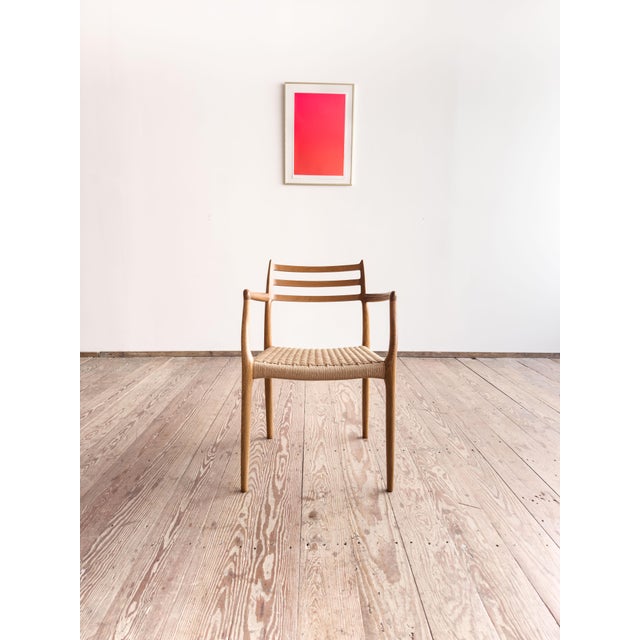 Dimensions: approx. 56 × 52 × 78 × 44 cm (width × depth × height × seat height) Armrest height (front): approx. 67 cm An...