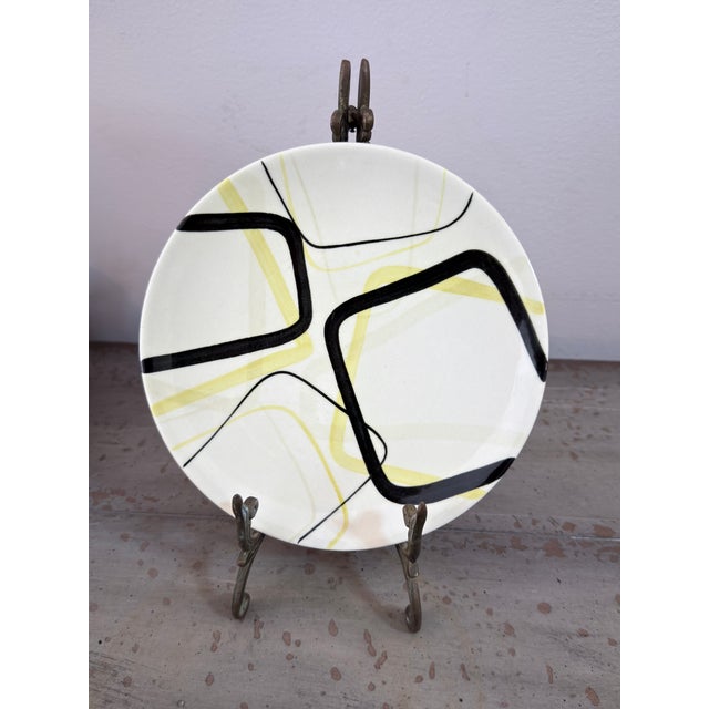 White 1960s Mid-Century Modern Redwing Handmade Ceramic China - “Smart Set” 52pc. Set 8pc. Place Setting W/Extras For Sale - Image 8 of 12