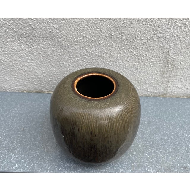 Mid-Century Stoneware Vase in Brown Glazes by Valdemar Petersen for Bing & Grondahl, 1960s For Sale - Image 6 of 9