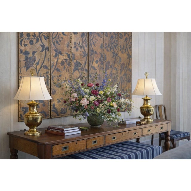 Late 20th Century Vintage Brass Ginger Jar Lamps With Brass Finials - A Pair. For Palm Beach Regency, Nautical & GrandMillennial Decor. See Pics! For Sale - Image 5 of 12