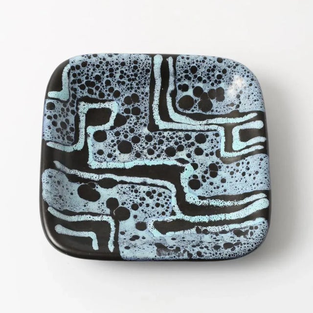 Mid-Century Modern German Fat Lava Plate from VEB Strehla, 1960s For Sale - Image 3 of 8
