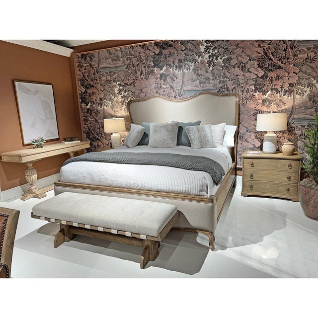 The US King bed combines classic European style with modern comfort. Its oak frame has a rich faded finish that shows off...