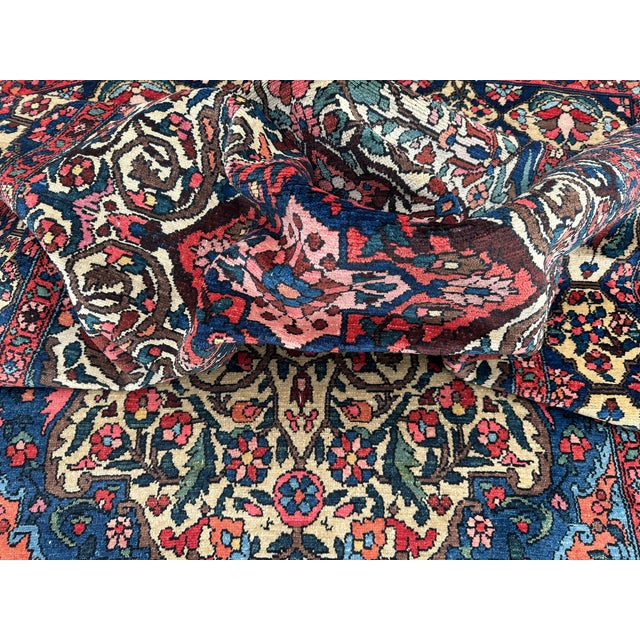 Vintage Bakhtiar Rug in Wool, 1920s For Sale - Image 16 of 18