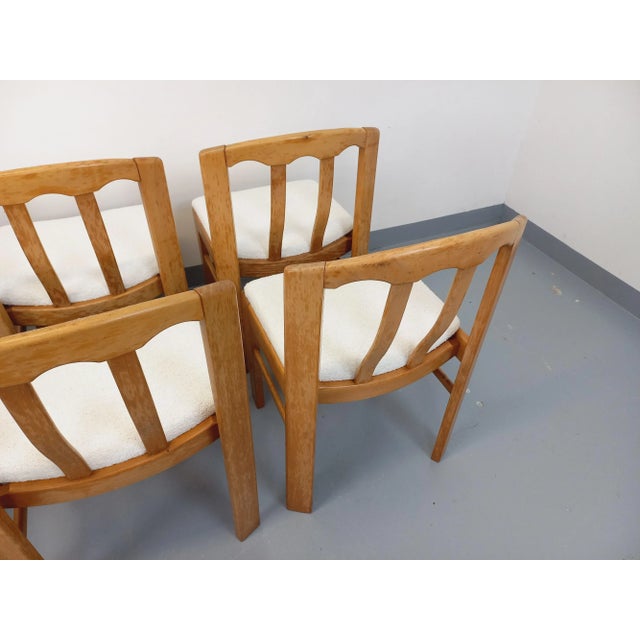 Vintage Chairs in Elm Wood and Bouclé Fabric, 1960s, Set of 6 For Sale - Image 10 of 18