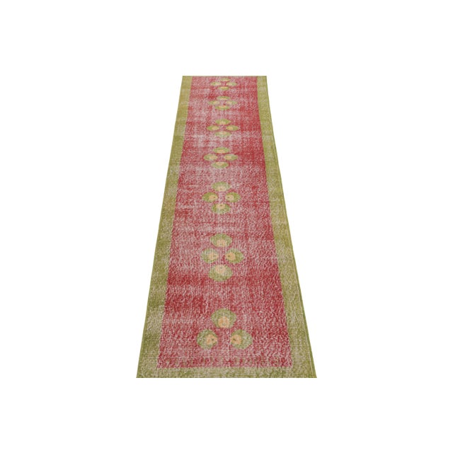 1970s Vintage Mid-Century Green and Red Geometric Wool Rug With Gold-Yellow Accents For Sale - Image 5 of 8