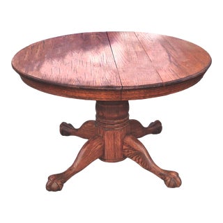 Early 1900s Quarter Sawn Handcrafted Round Clawfoot Pedestal Solid Tiger Oak Dining Table For Sale