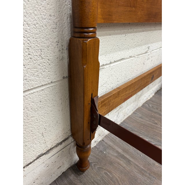 Wood Vintage Twin Size Heywood-Wakefield Old Colony Four Poster Bed For Sale - Image 7 of 17