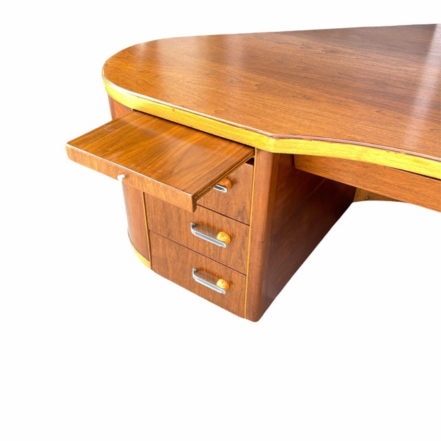 1940s Moderne Art Deco Fletcher Aviation Triangular Desk For Sale In Los Angeles - Image 6 of 13