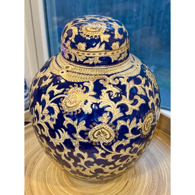Late 20th Century Cobalt Blue and Gold Lidded Ginger Jar For Sale - Image 5 of 11