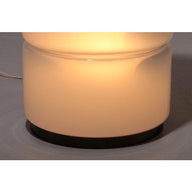 White Italian Floor Lamp, 1970s For Sale - Image 8 of 14