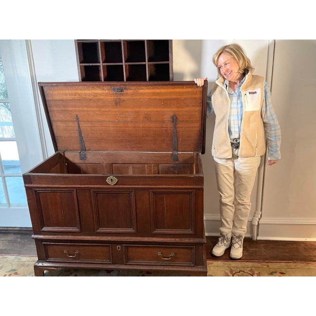 English Antique George III Oak Mule Blanket Chest For Sale - Image 3 of 15