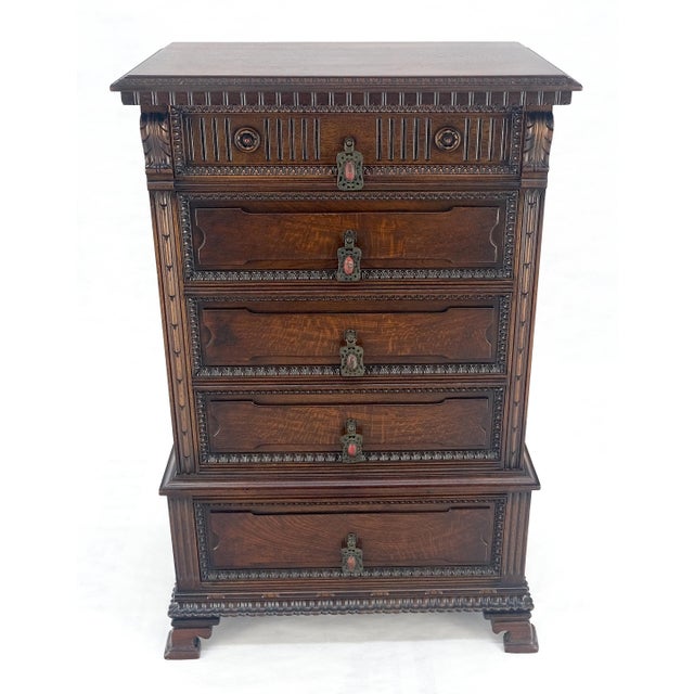 Fine Ornate Carved Oak 5 Drawers Bracket Feet Decorative Chest c1900s MINT For Sale - Image 11 of 18