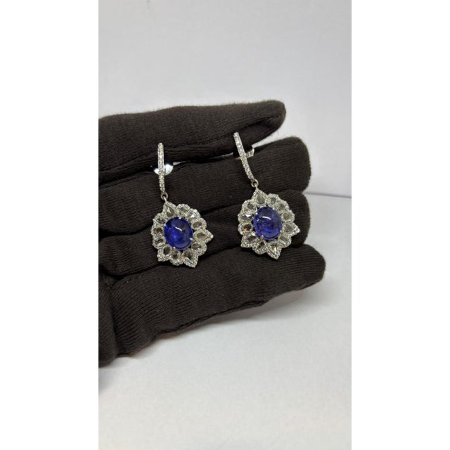 Modern Natural Tanzanite 12.30cts & Diamond 3.91cts Earring in 14k Gold For Sale - Image 3 of 8